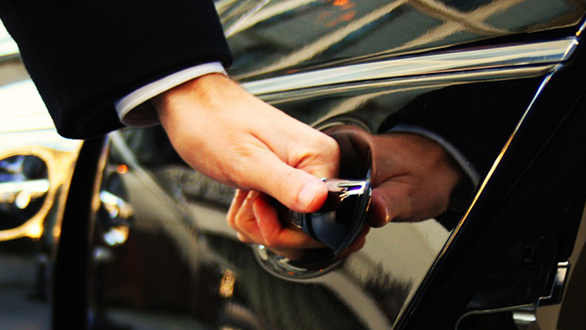 Airport Pickup Services For Students